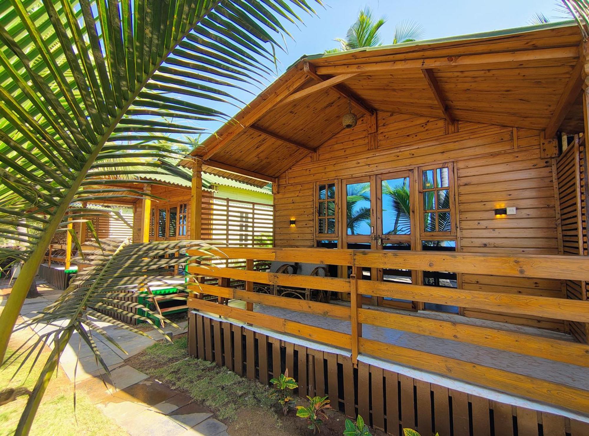 Orange Sky Beach Bungalow Agonda Exteriör bild
